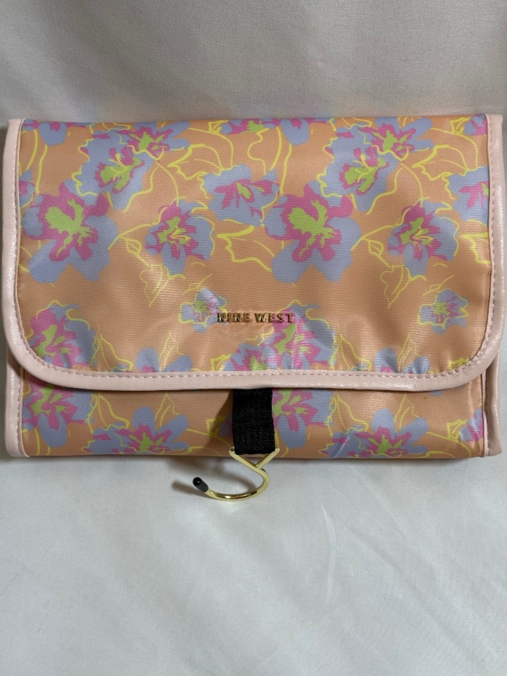 NWOT Makeup Travel Bag by Nine West